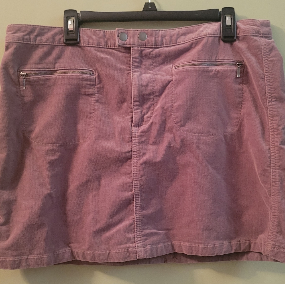 Short Muave Corduroy Skirt